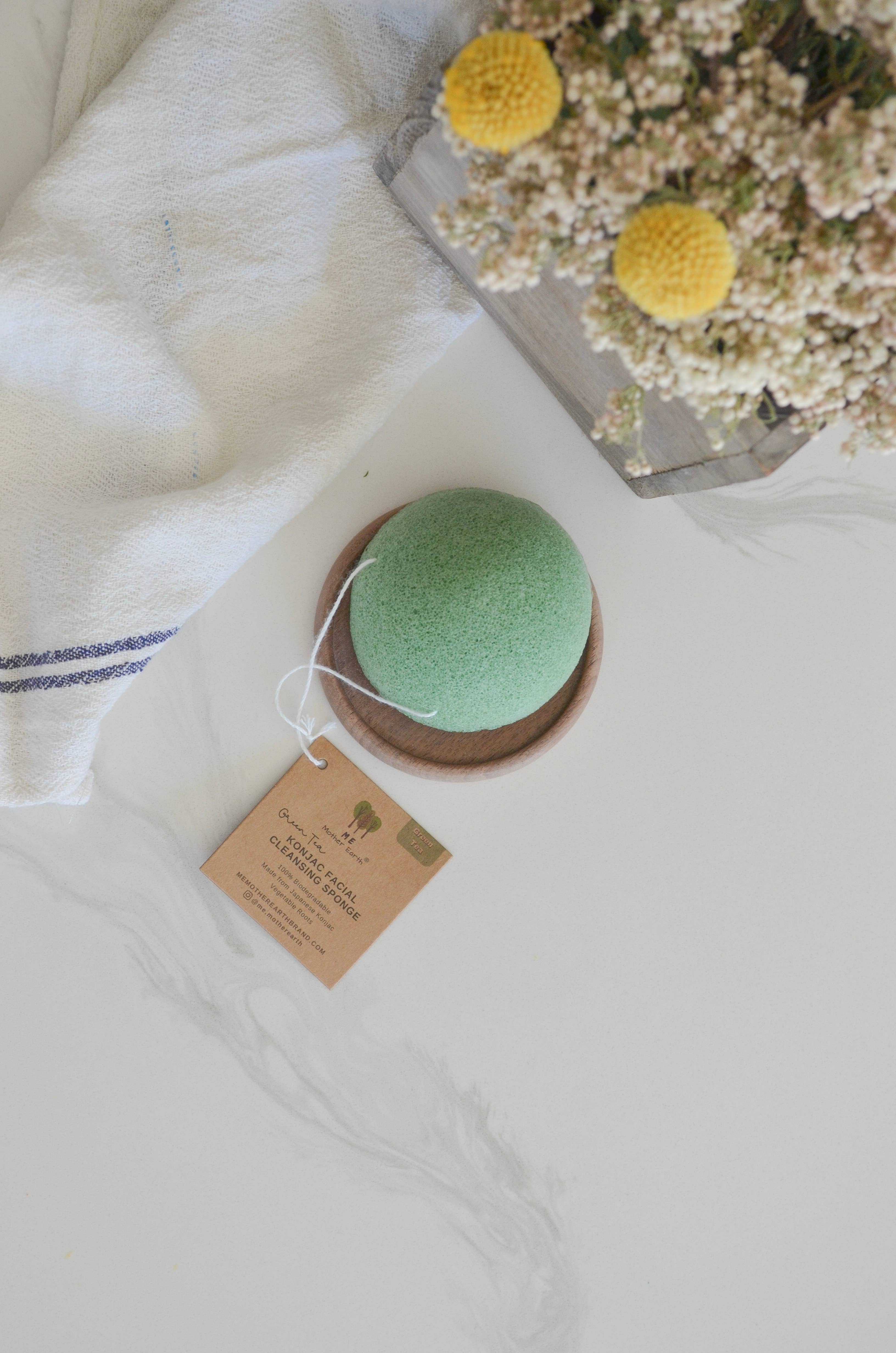 Konjac Sponge Biodegradable | Zero Waste | Vegan Skincare: Green Tea, photo 1 of 8
