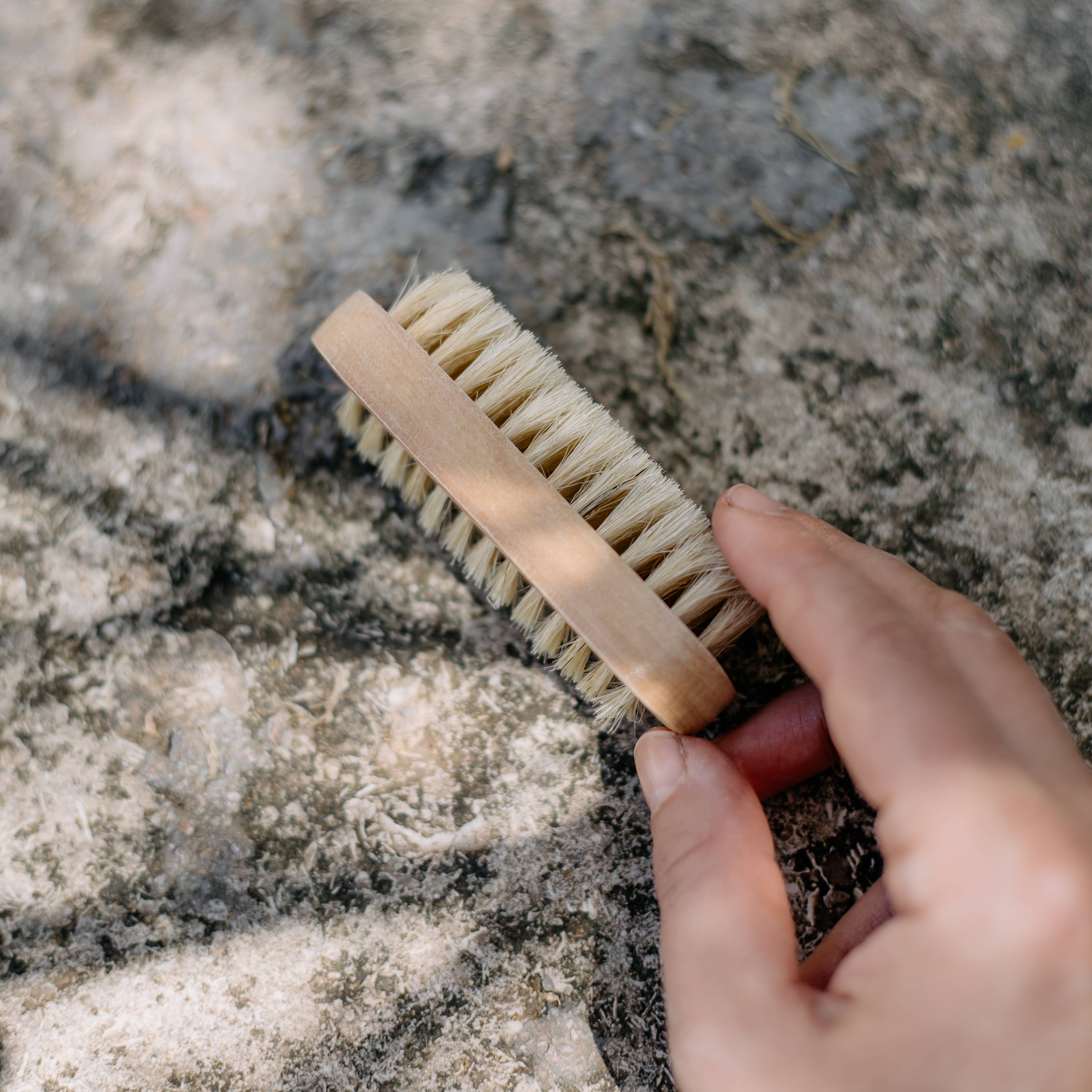 Nail brush with natural bristles, photo 3 of 4