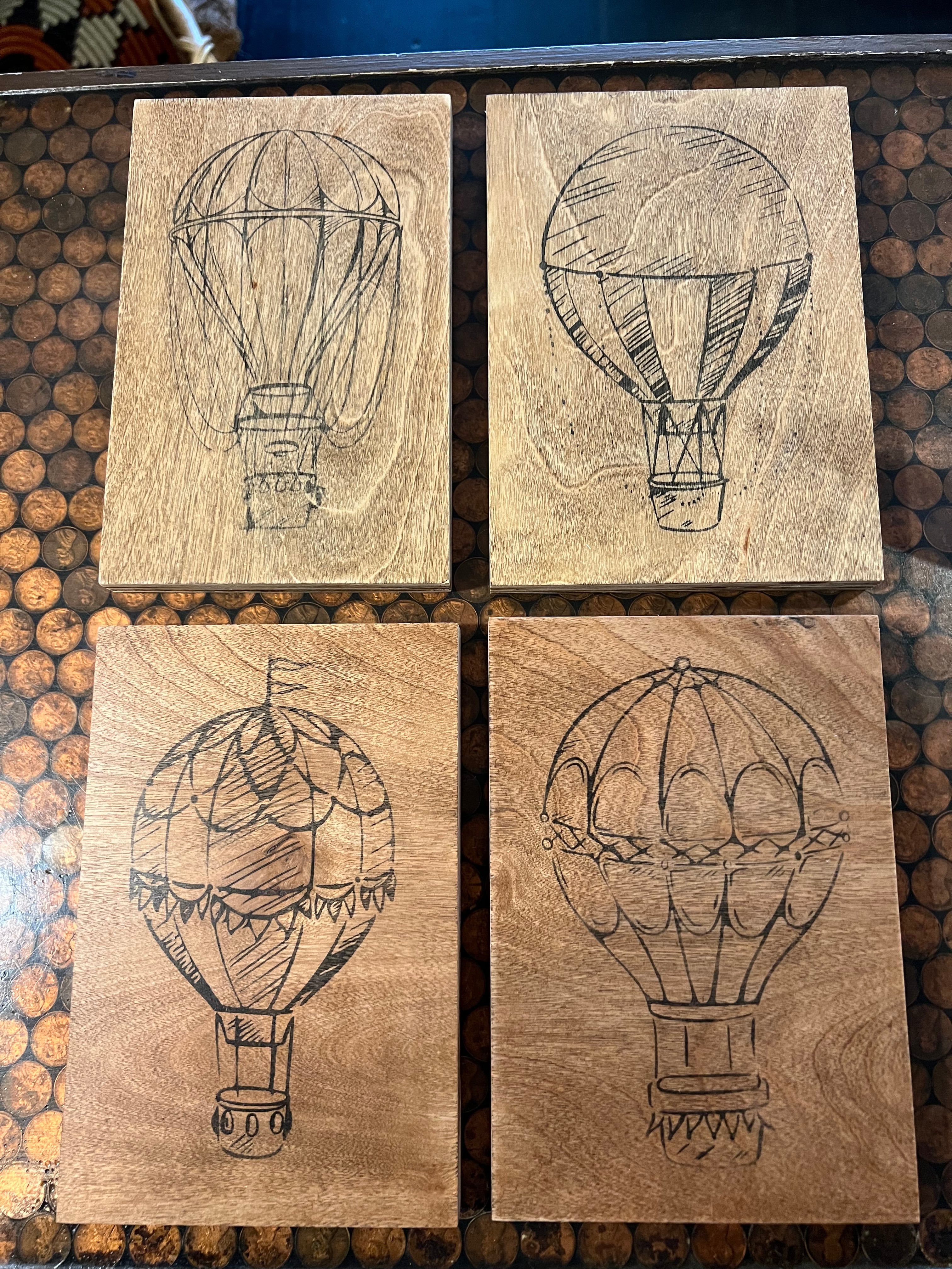 Small Vintage hot air balloons wall art