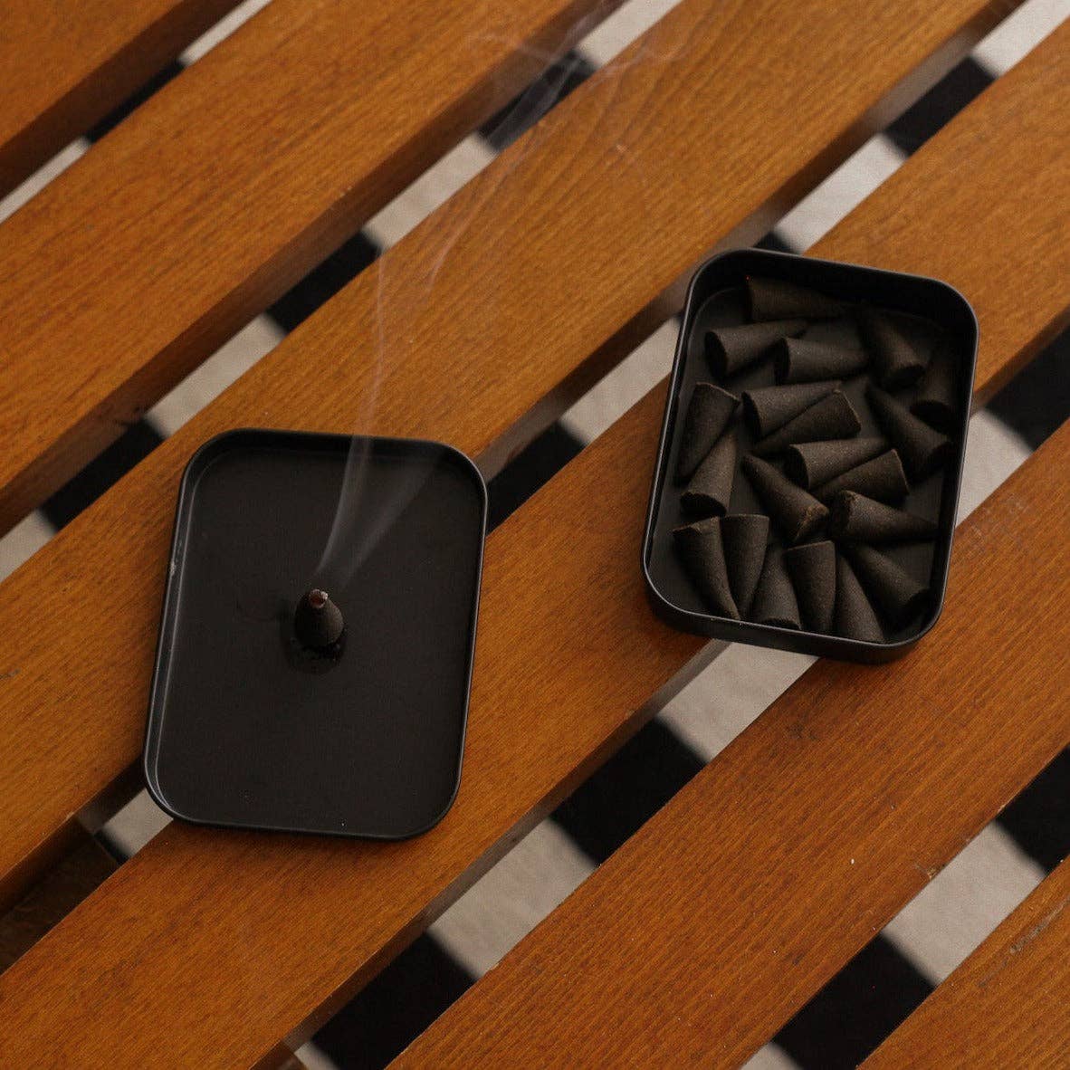 Hinoki Sesame - elsewhere Collection Incense Cones, photo 4 of 5