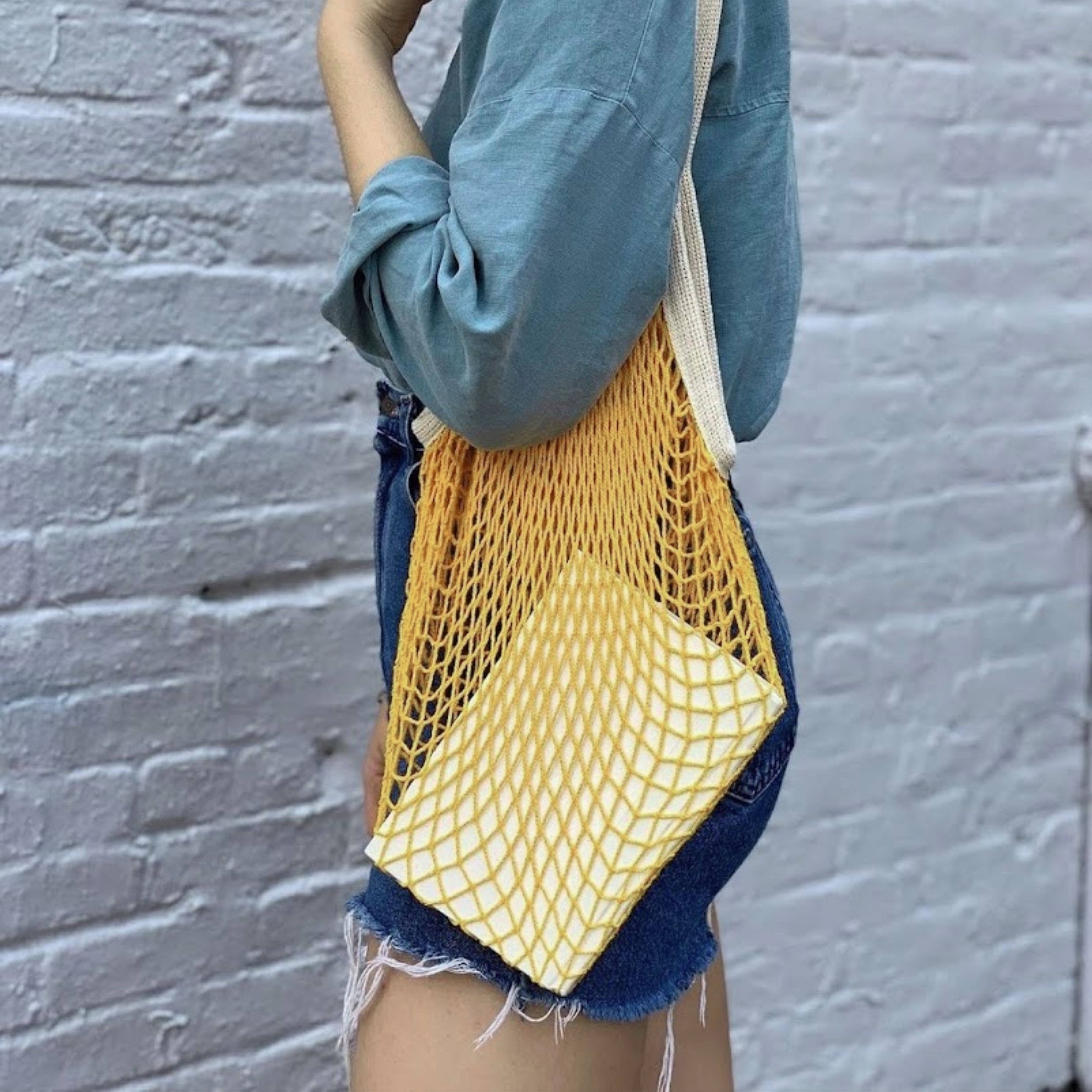 The french market bag no.2 in yolk: Yolk, photo 3 of 8