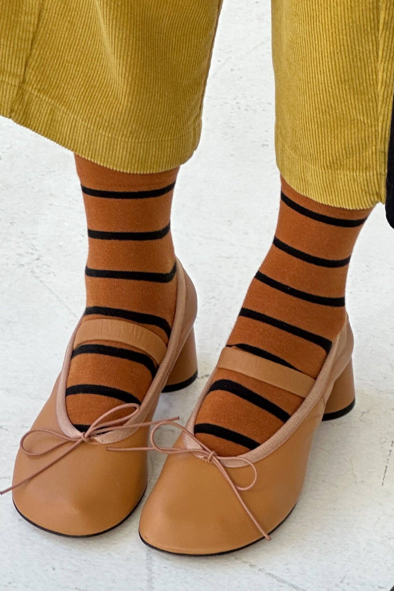 Wally Socks: CAMEL, photo 2 of 5