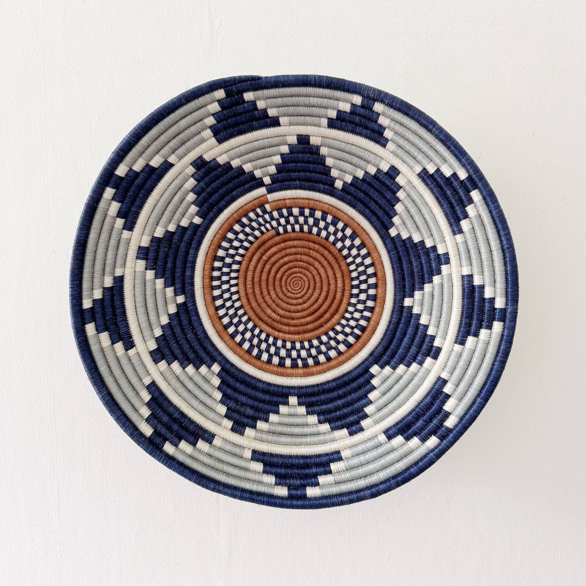 Athi X-Large Bowl, photo 1 of 3