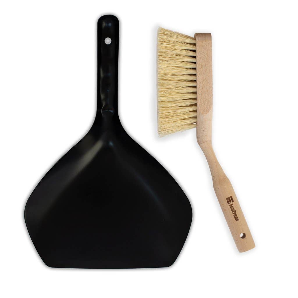 Broom and dustpan wooden set