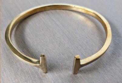 Fancy cuff