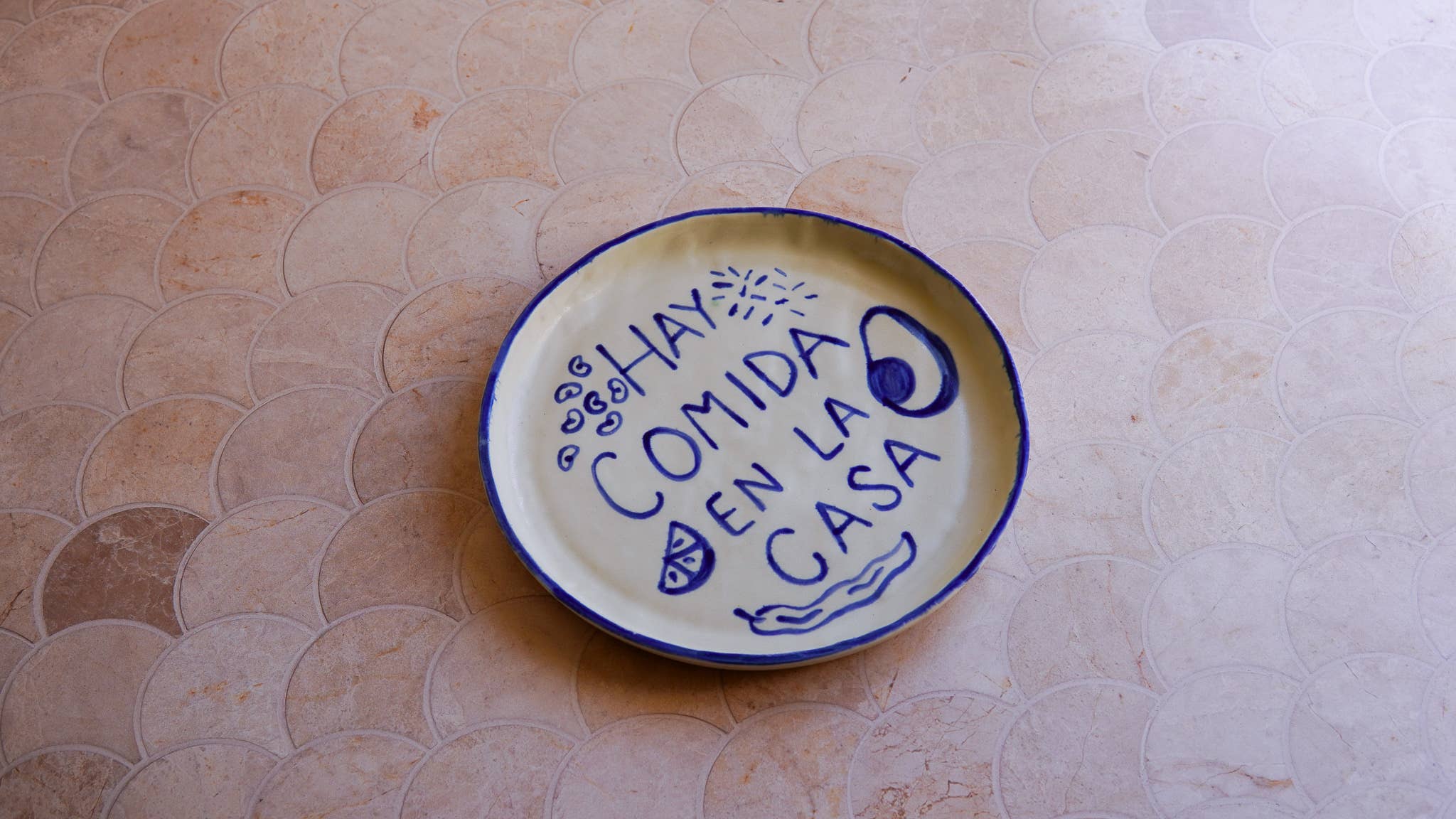 Comida en Casa Plate, photo 2 of 3