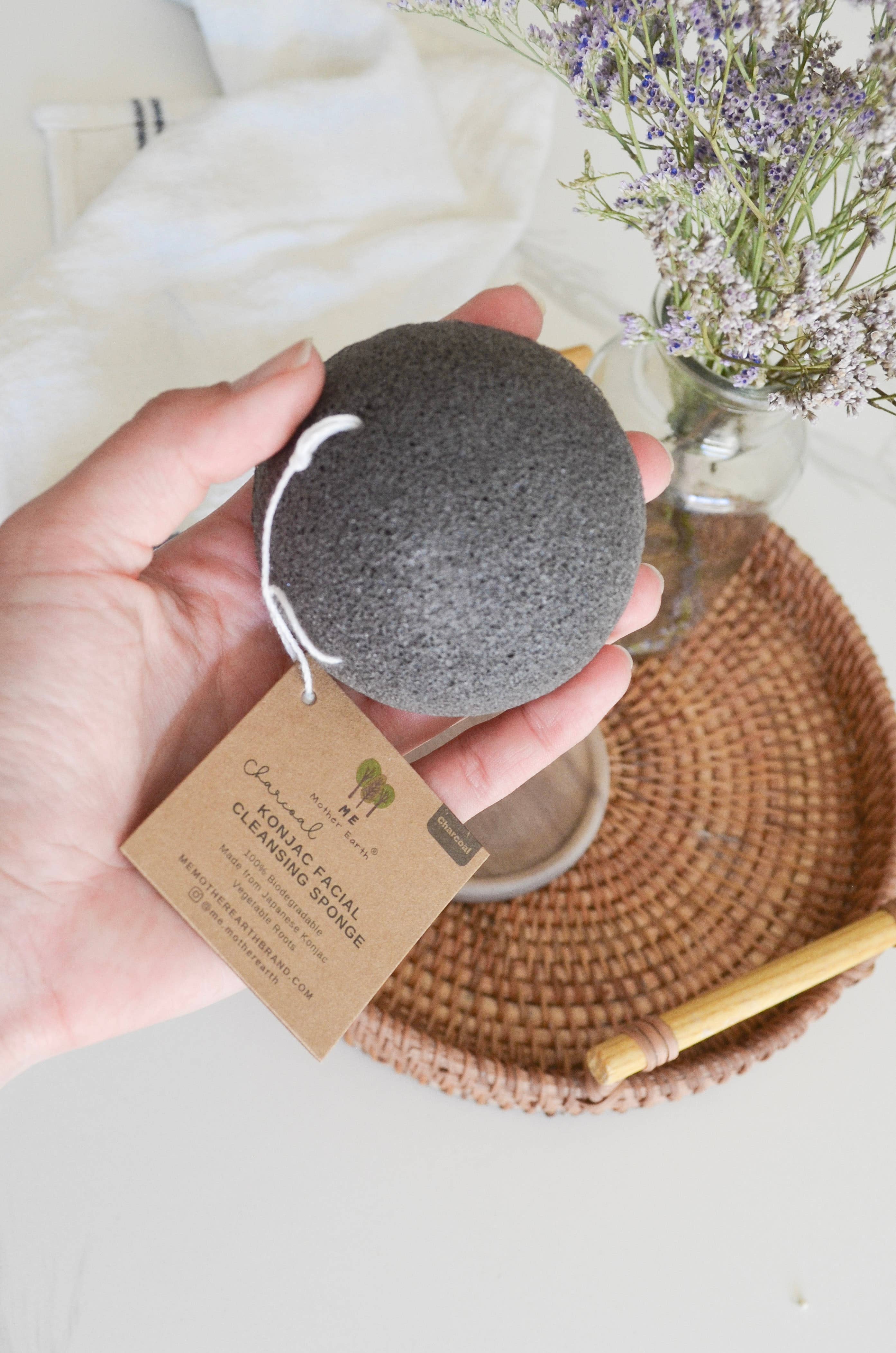 Konjac Sponge Biodegradable | Zero Waste | Vegan Skincare: Green Tea, photo 4 of 8