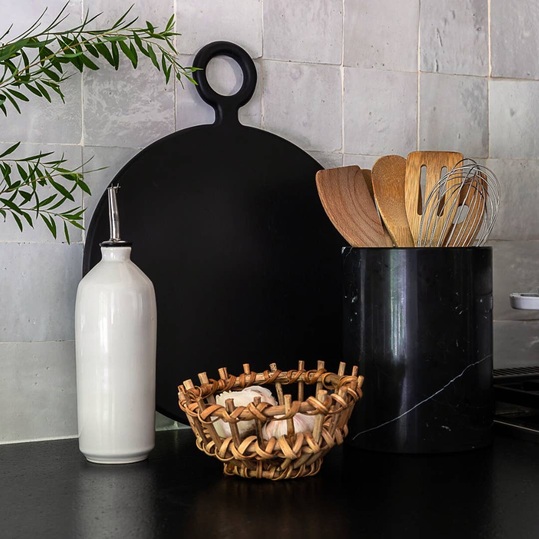 Round Cheese Board with Handle | Black Charcuterie Board, photo 3 of 4
