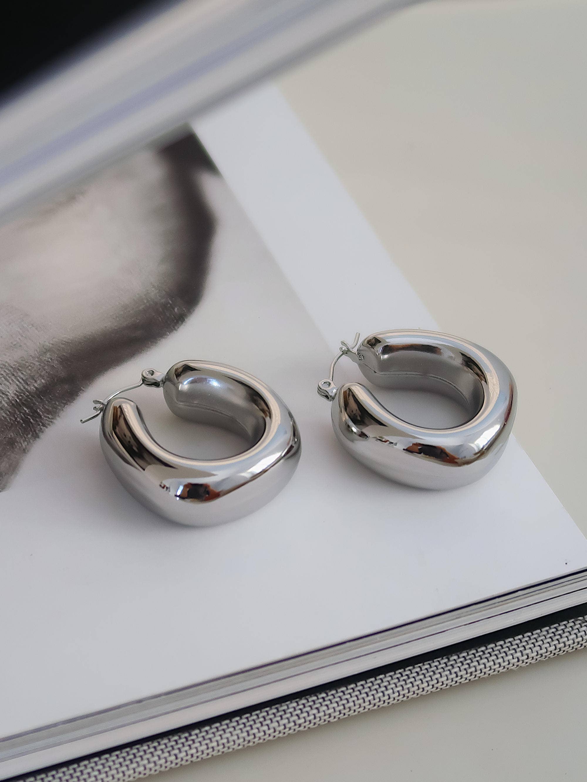 Hunter 18K Gold Non-Tarnish Classic U Hoop Earring: Silver, photo 1 of 6