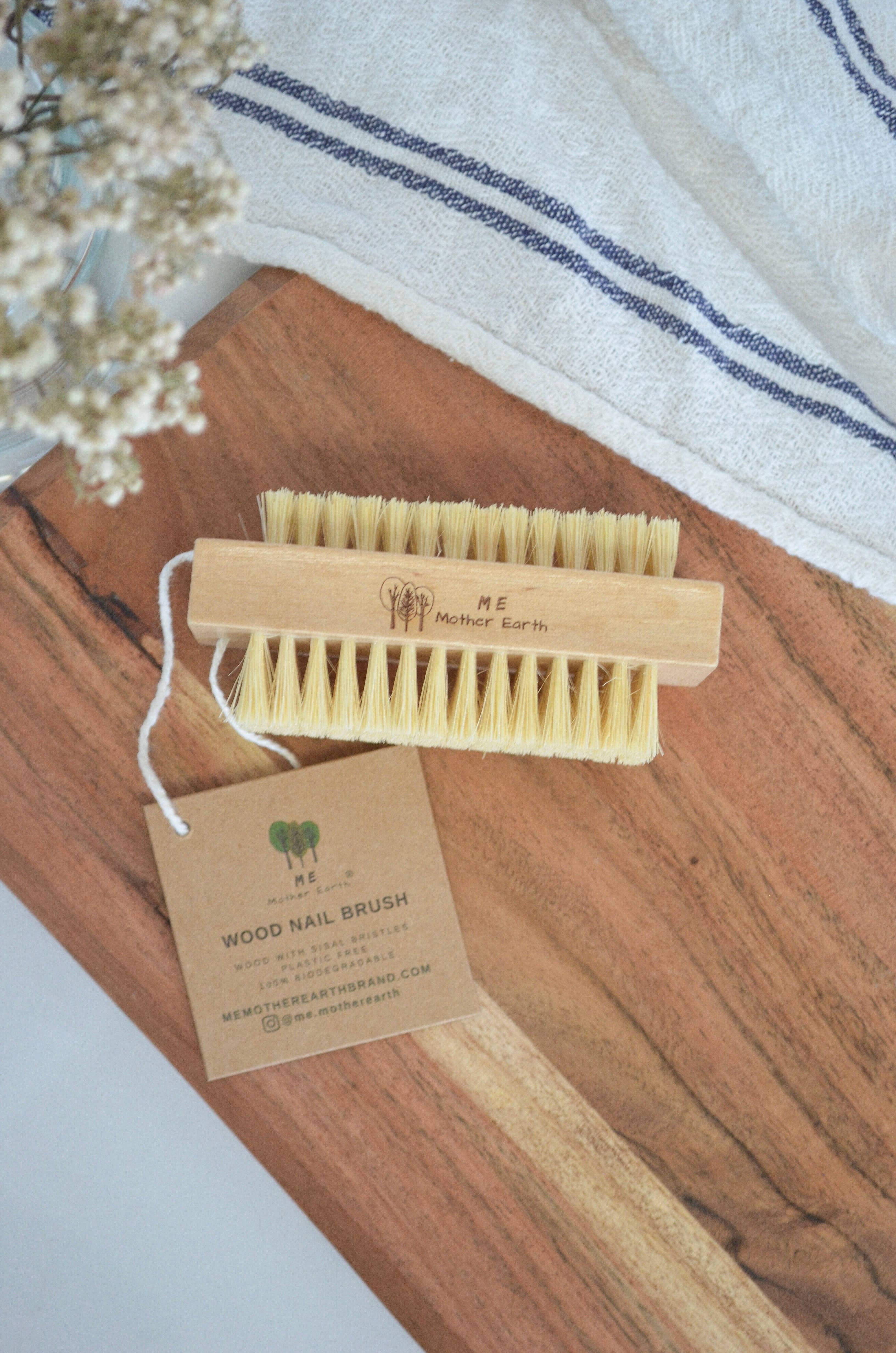 Nail Brush, photo 1 of 3