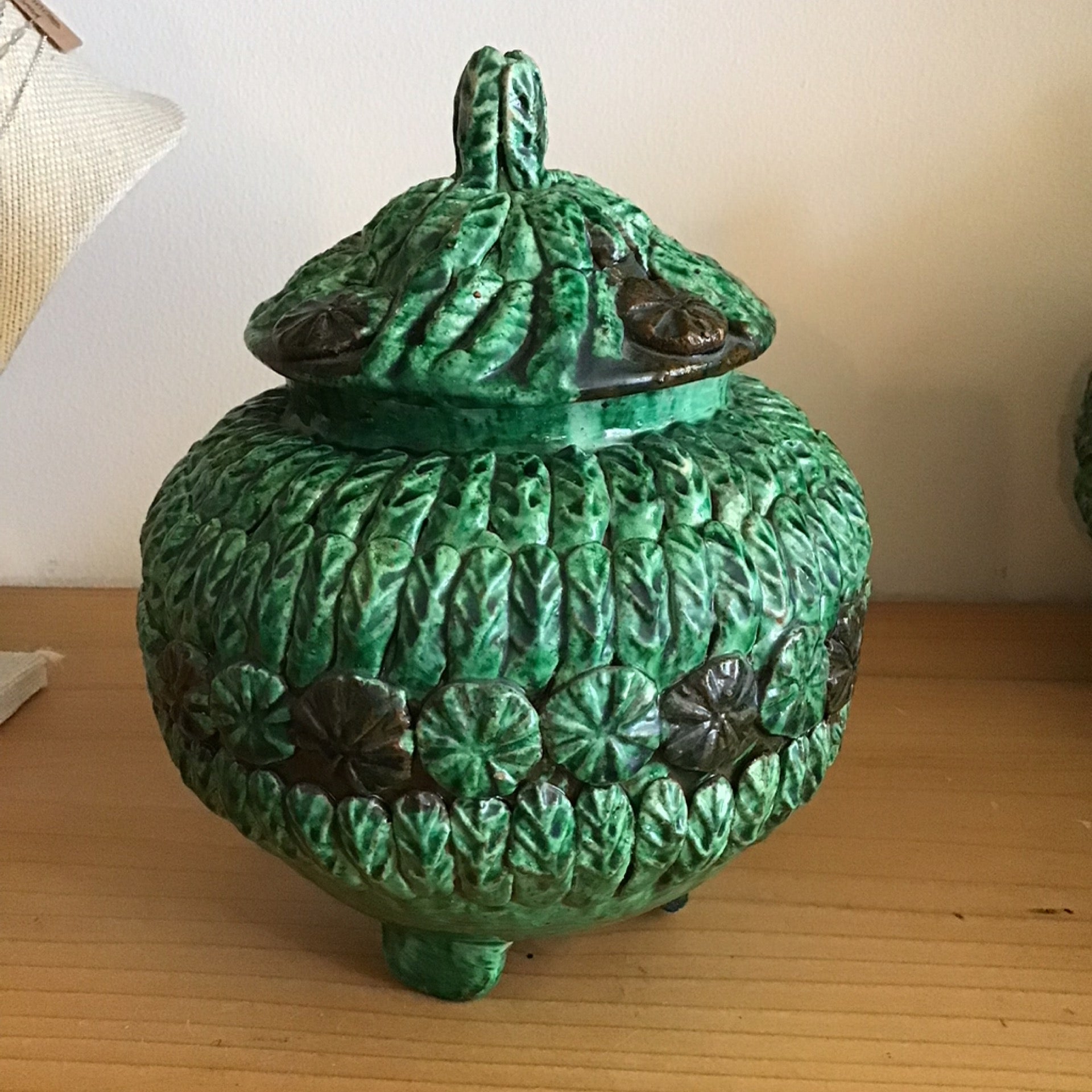Vintage medium Mexican terracotta bowl w/ lid - various