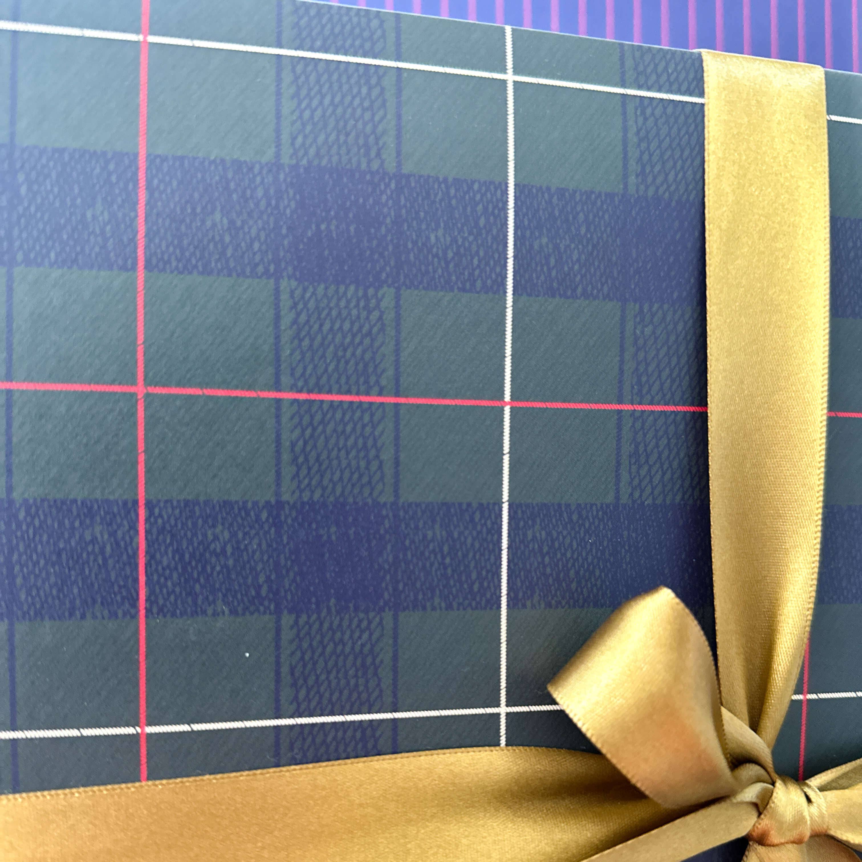 Plaid Christmas Wrapping Paper: Rolls of 3 Sheets, photo 3 of 8
