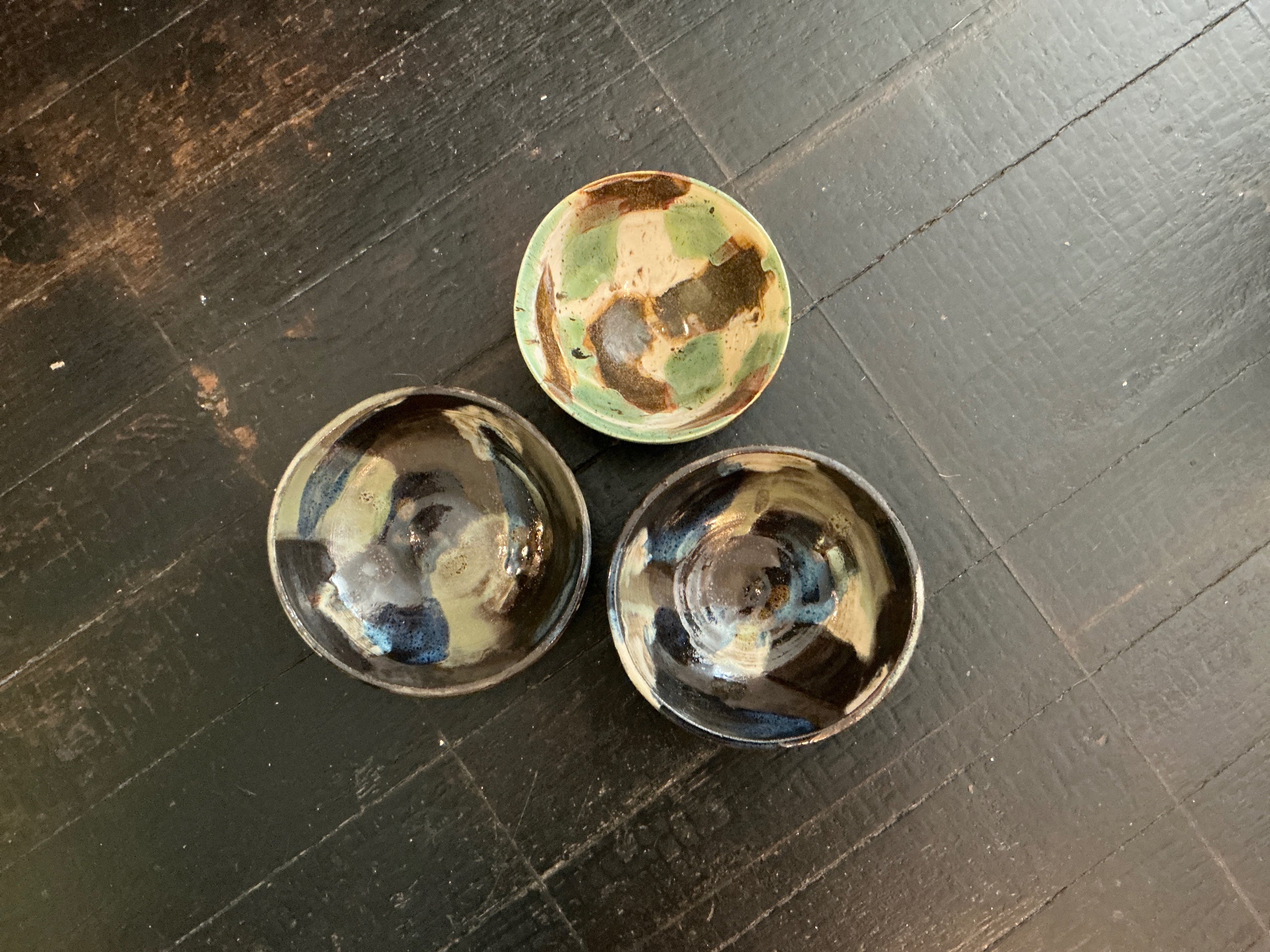 Mediuml bowls - various