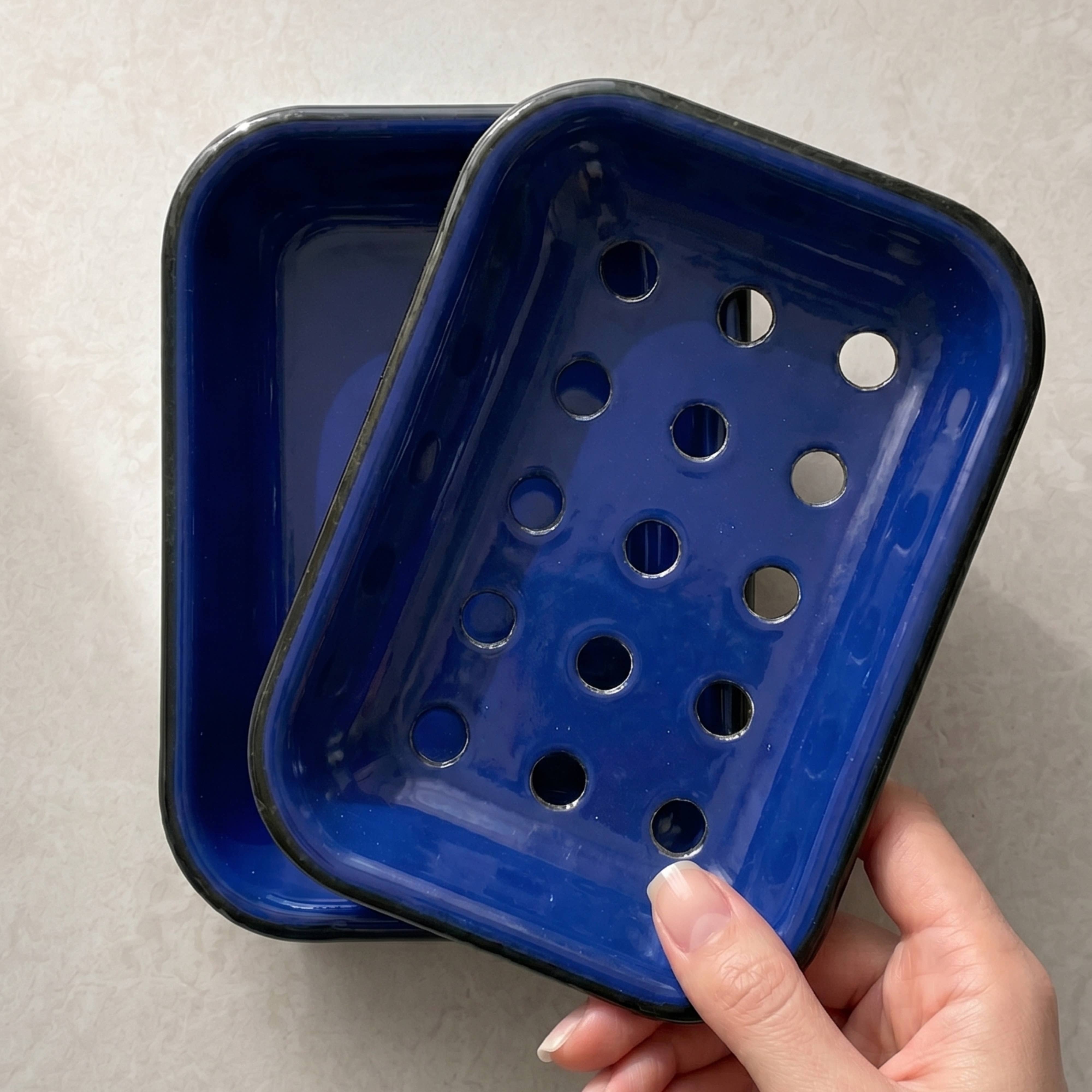 Enamel soap dish in cobalt, photo 2 of 6