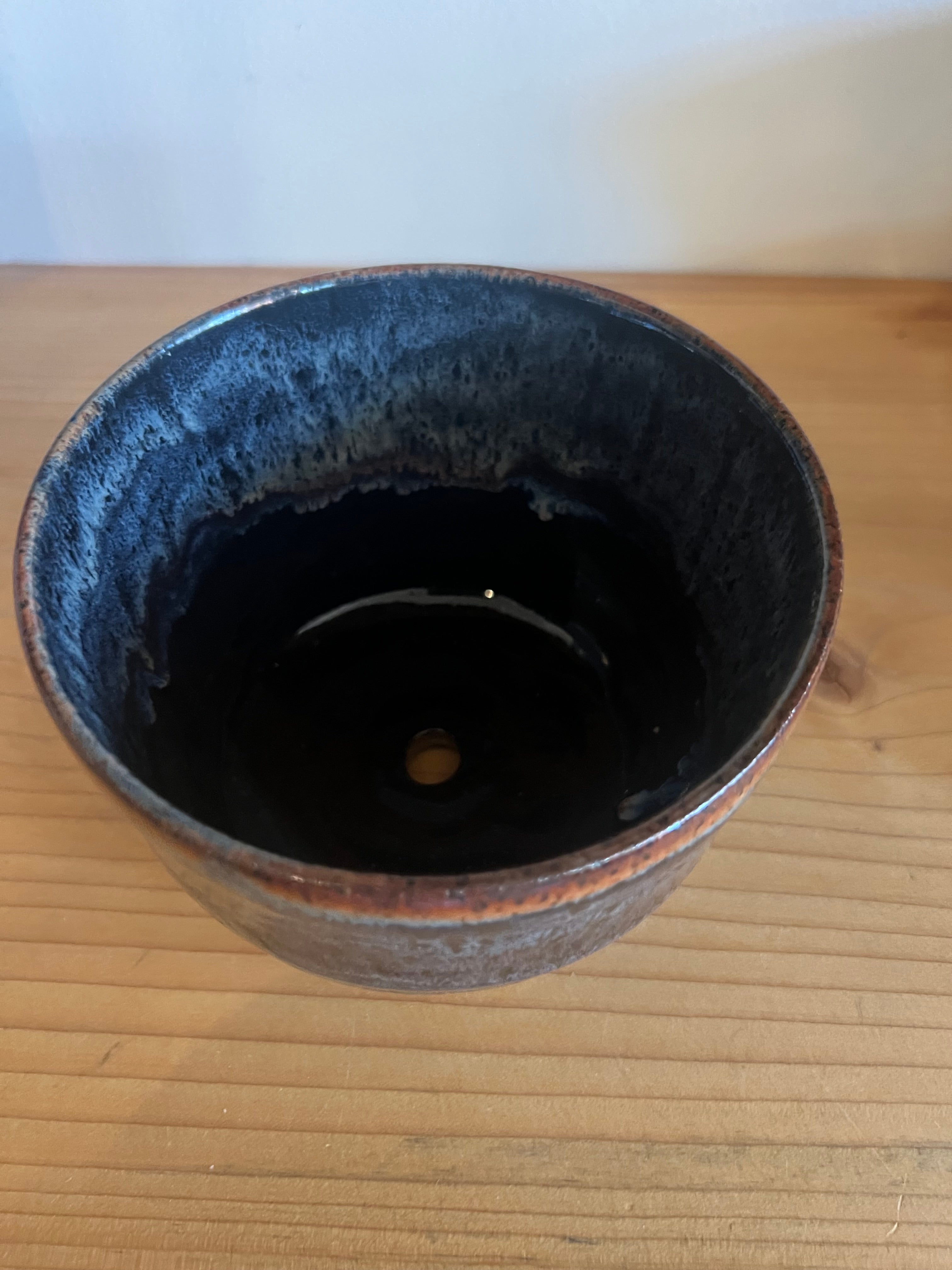 Planter, photo 1 of 2